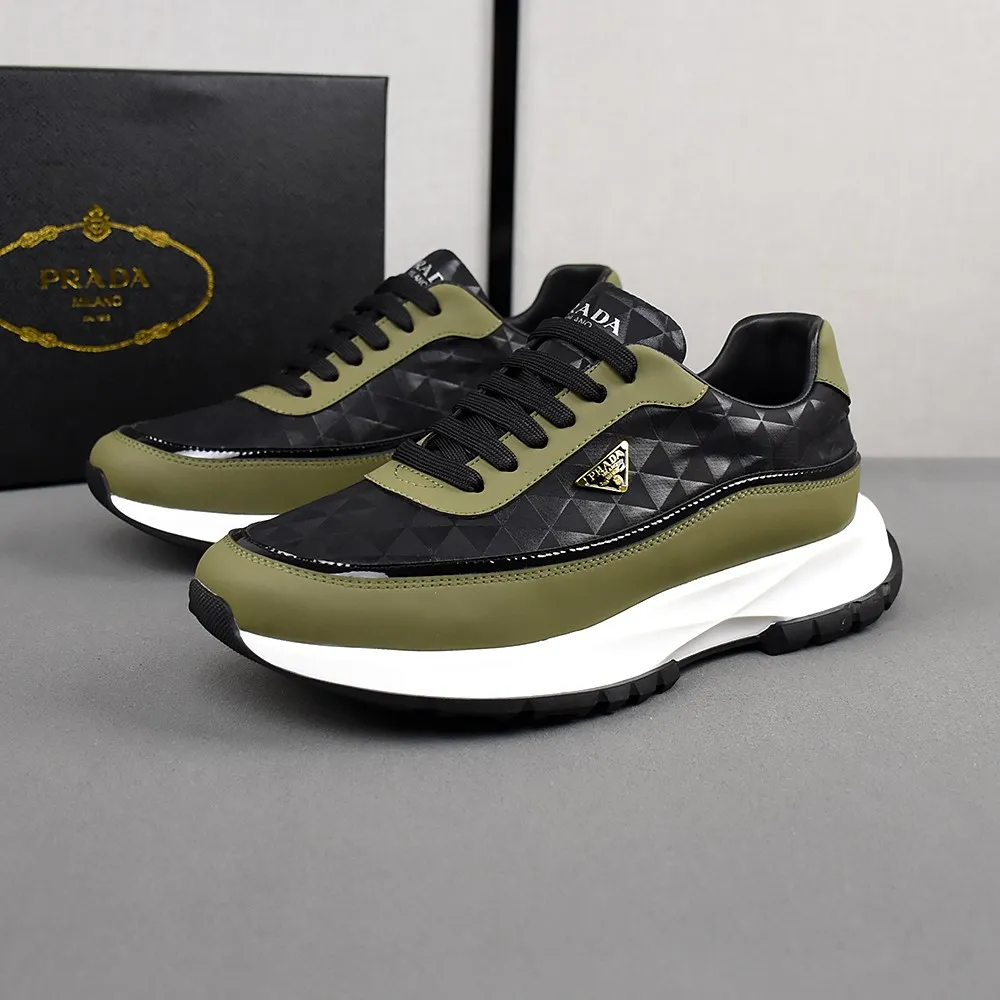 PP440👟👟👟[PRADA-Prada] boutique series. The upper is made of first-layer cowhide, sheepskin lining, and an ultra-light soft elastic PU outsole. Men's size 38-44 (45 custom-made) (just choose according to your usual wearing size).